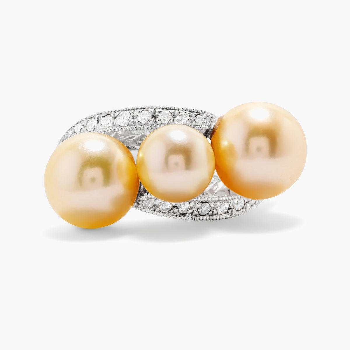 Bypass pearl & diamond ring