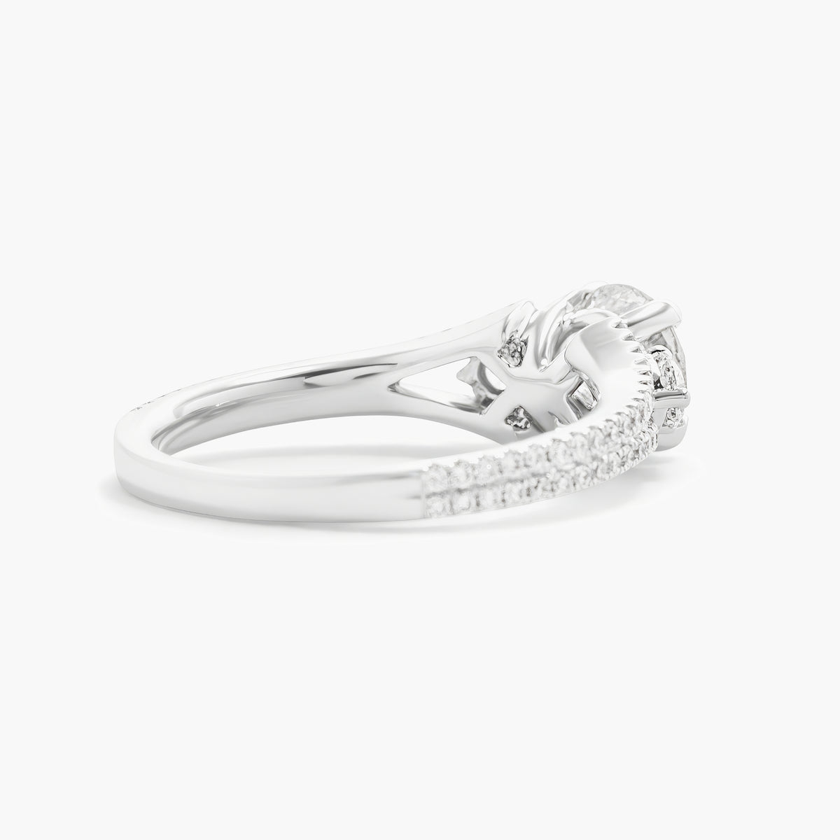 Diamond engagement ring