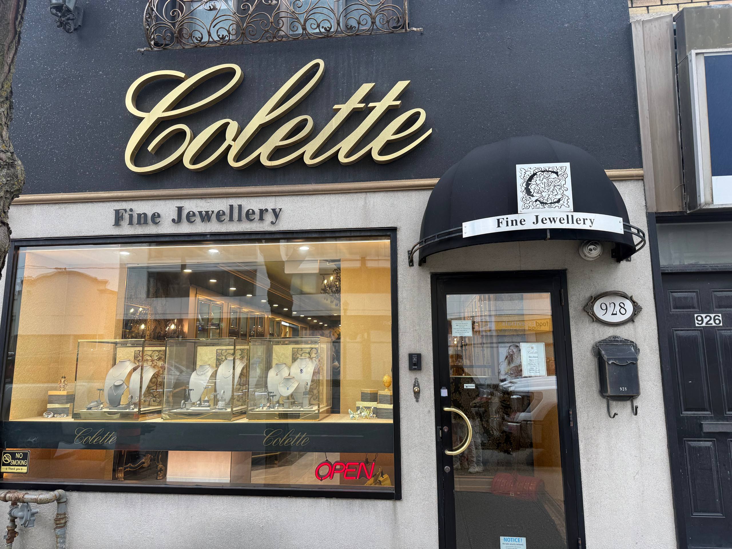 The storefront of Fine Jewellery By Colette on Eglinton Avenue West